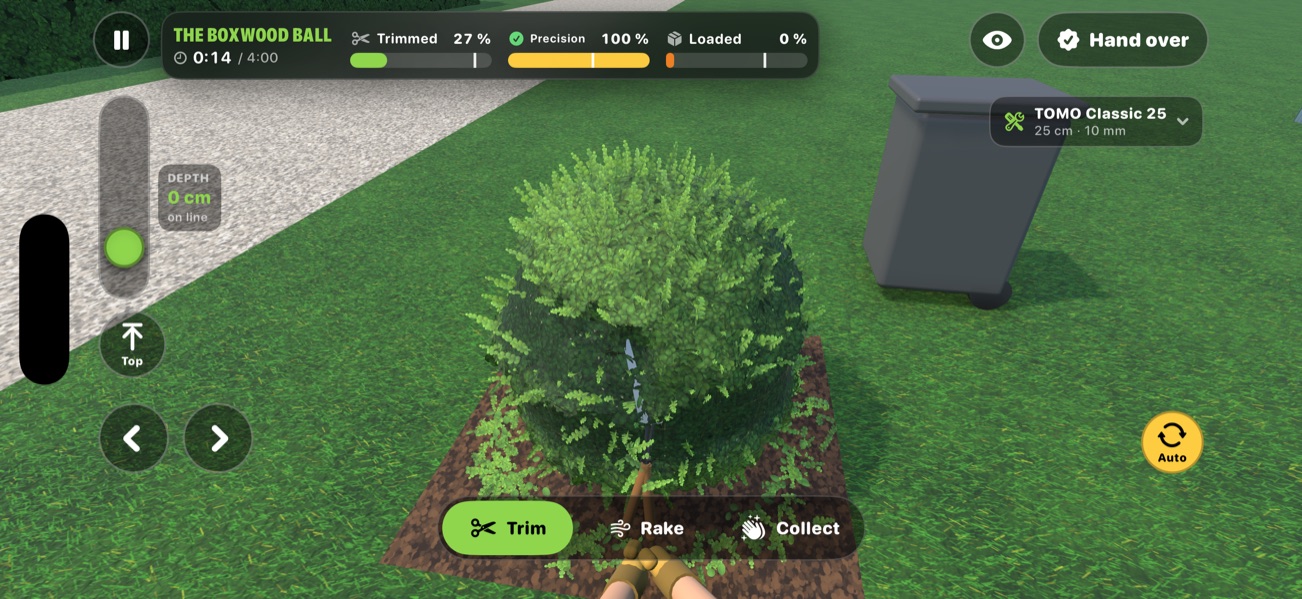 Screenshot: Shape trimming on a topiary